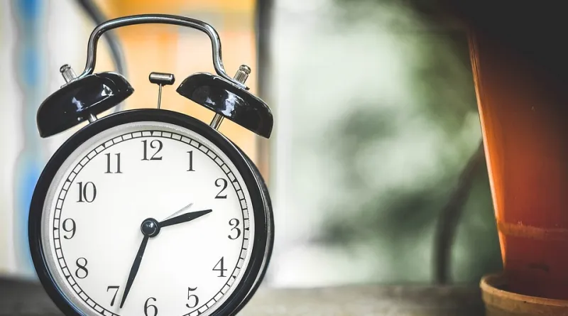 orologio partito sistema paese